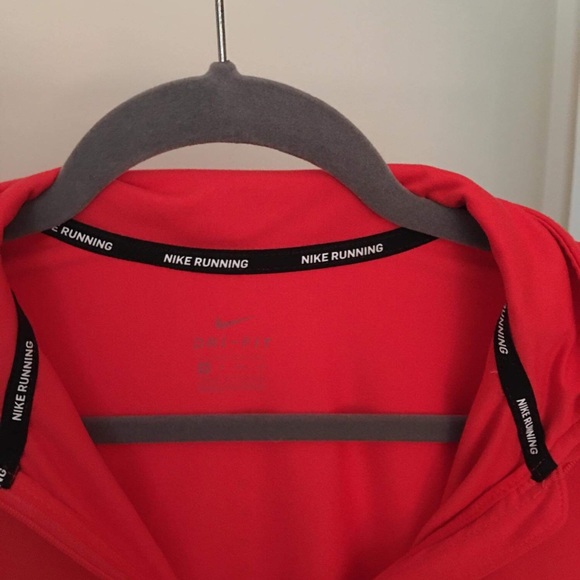 Nike XS - Picture 2 of 2